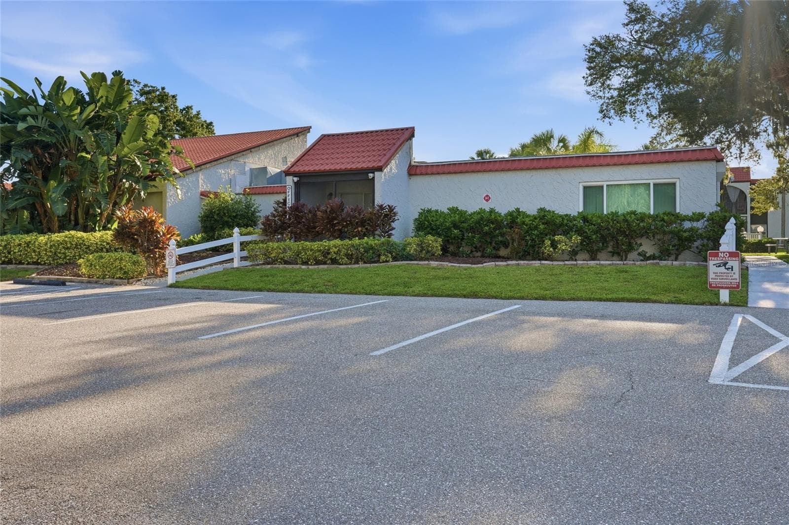 office on site - 3267 BENEVA RD #203, SARASOTA