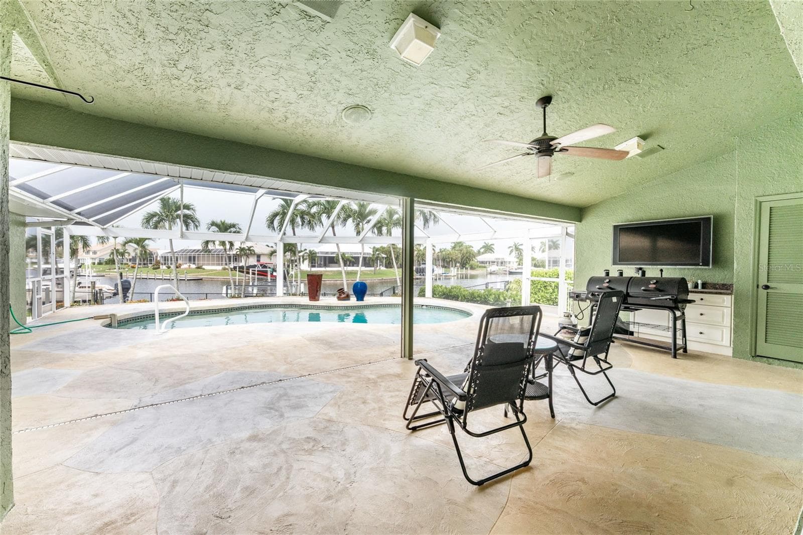 Expansive area w/Endless Possibilities - 3601 WHIPPOORWILL BLVD, PUNTA GORDA