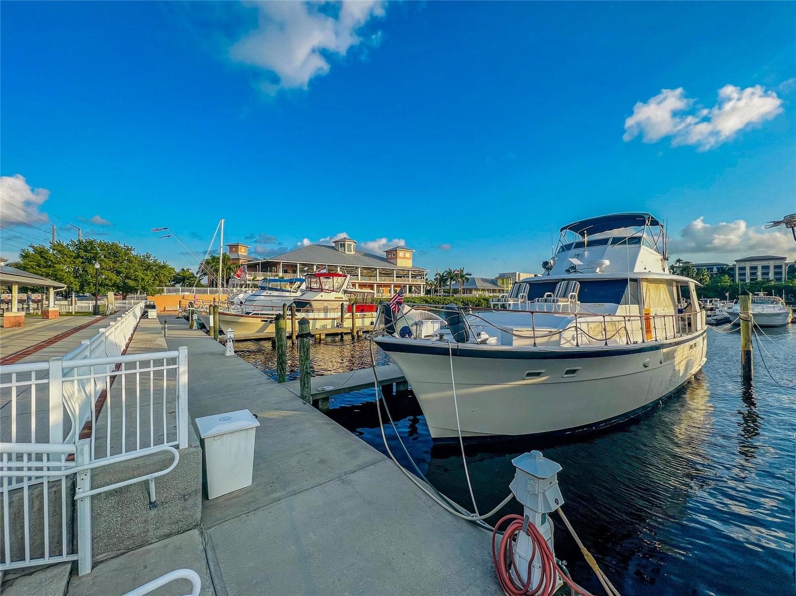 Lashiley Park Marina - 3601 WHIPPOORWILL BLVD, PUNTA GORDA