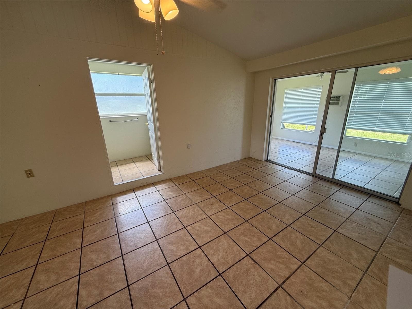 Single Family Residence at 5405 RIVERSIDE DR, PUNTA GORDA, photo 9 of 12