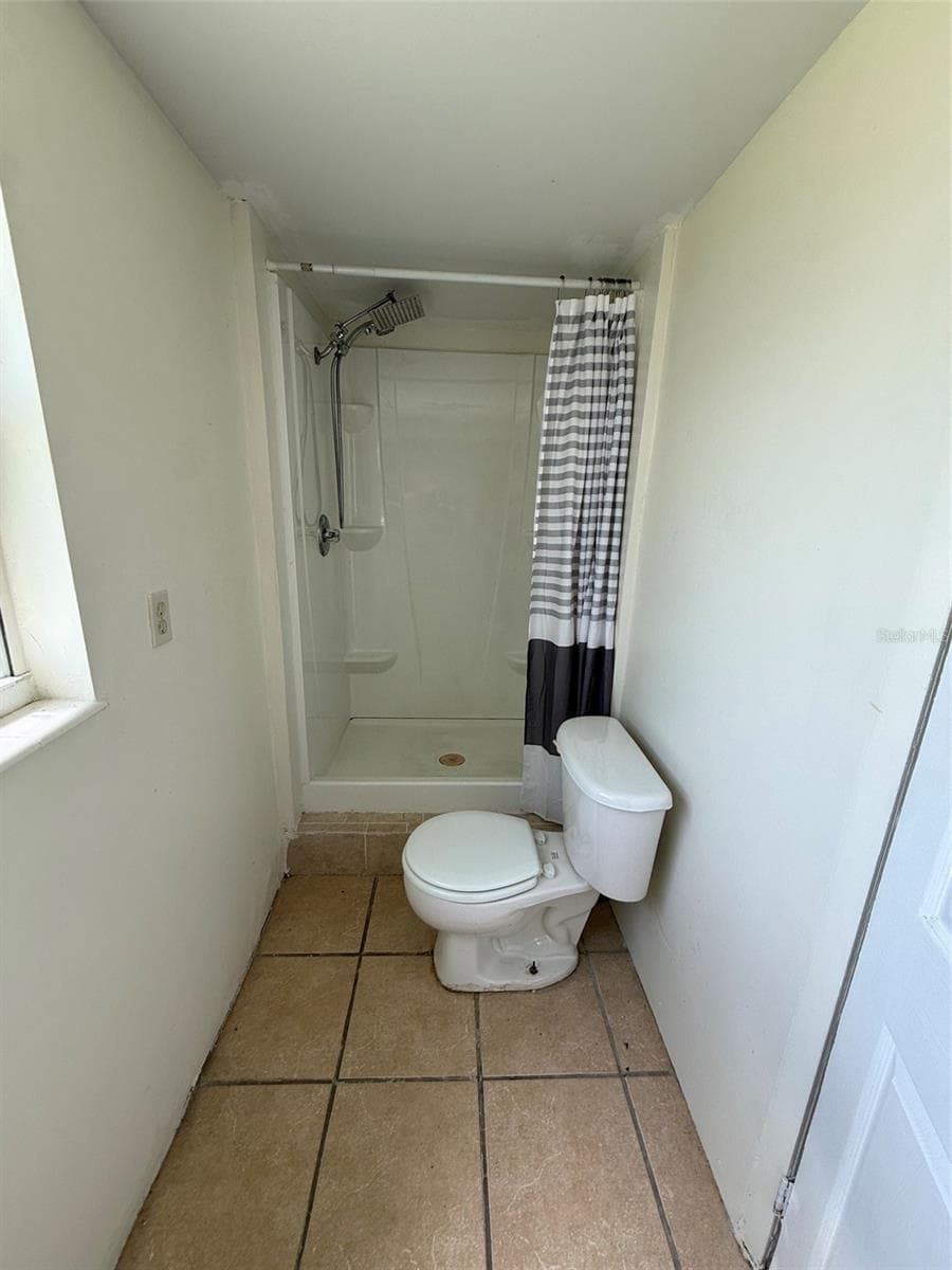 Single Family Residence at 5405 RIVERSIDE DR, PUNTA GORDA, photo 11 of 12