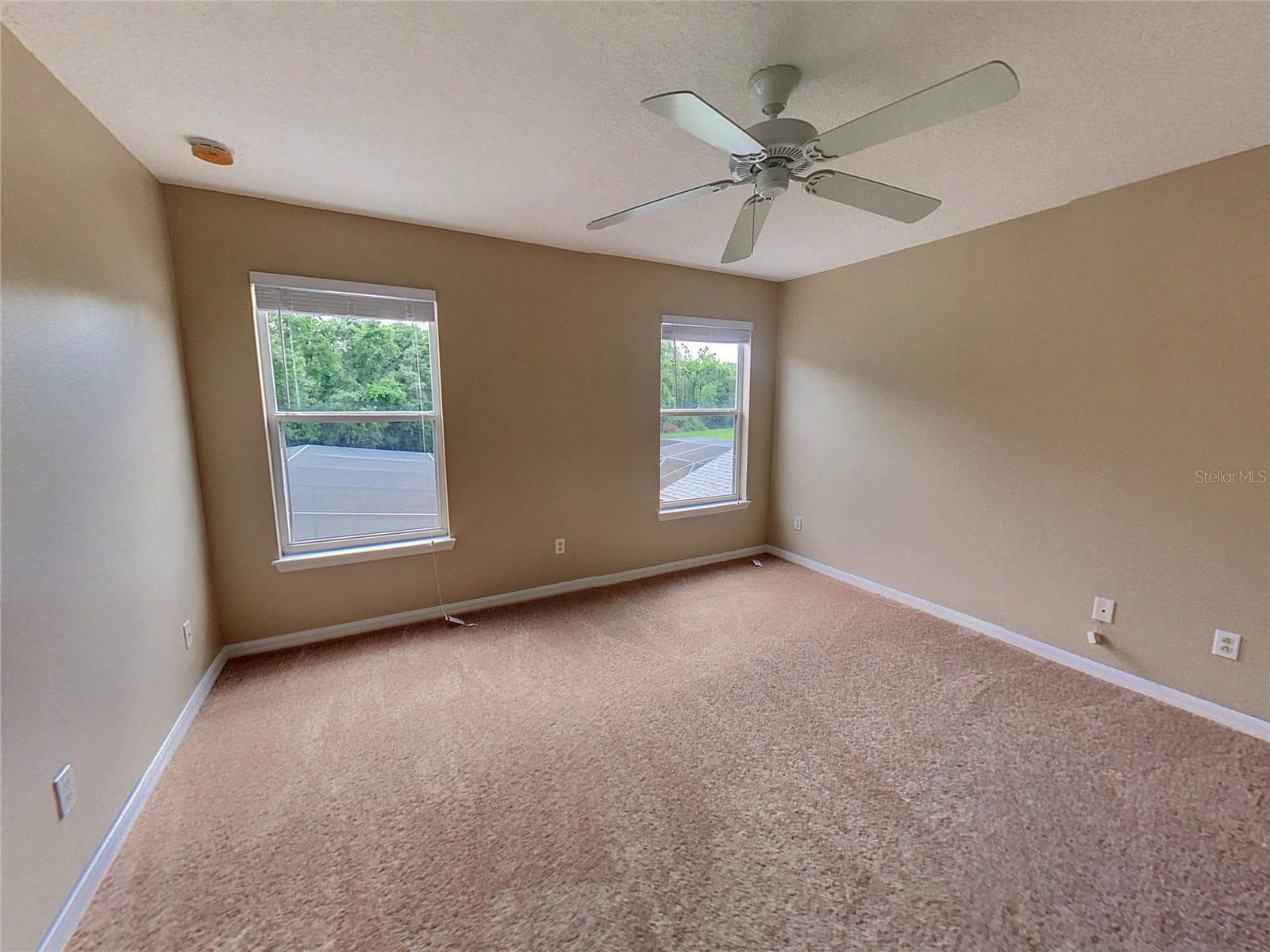 Single Family Residence at 124 HAMMOCK CT, DAVENPORT, photo 8 of 11