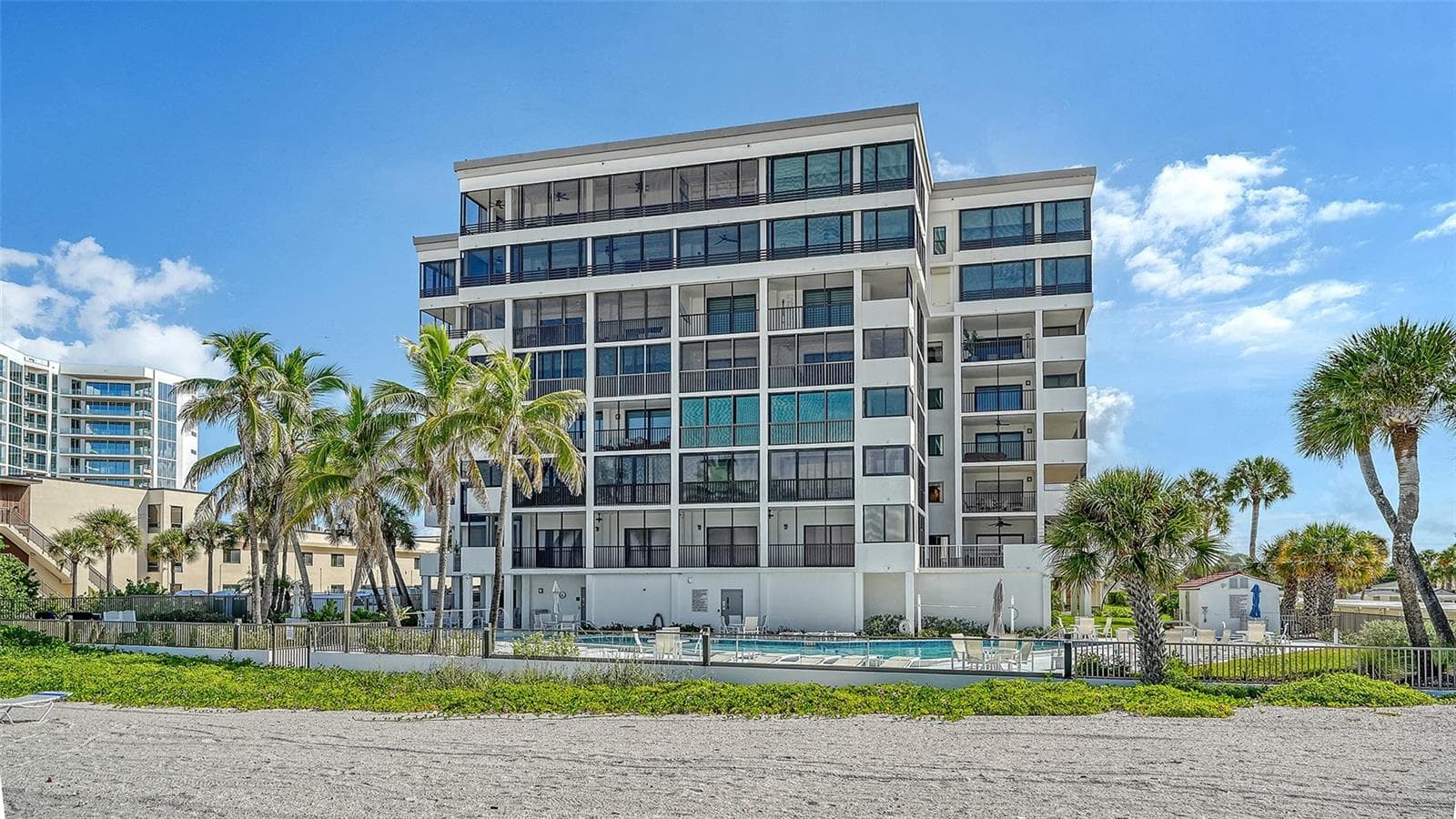 Condominium at 1100 BENJAMIN FRANKLIN DR #204, SARASOTA, photo 2 of 80