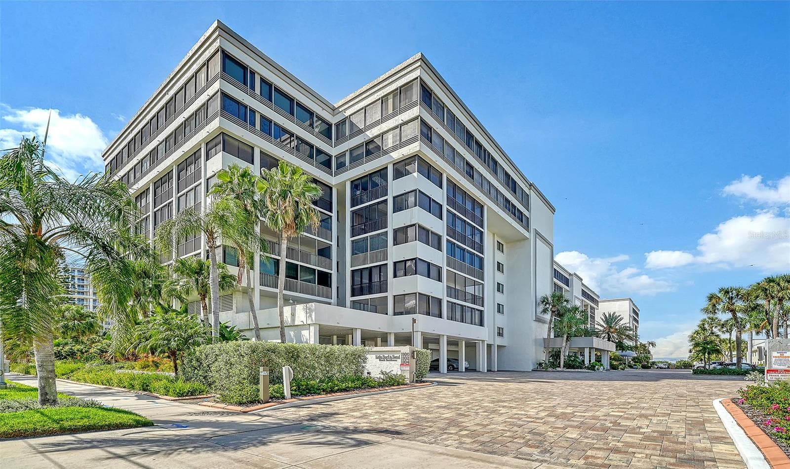 Condominium at 1100 BENJAMIN FRANKLIN DR #204, SARASOTA, photo 5 of 80