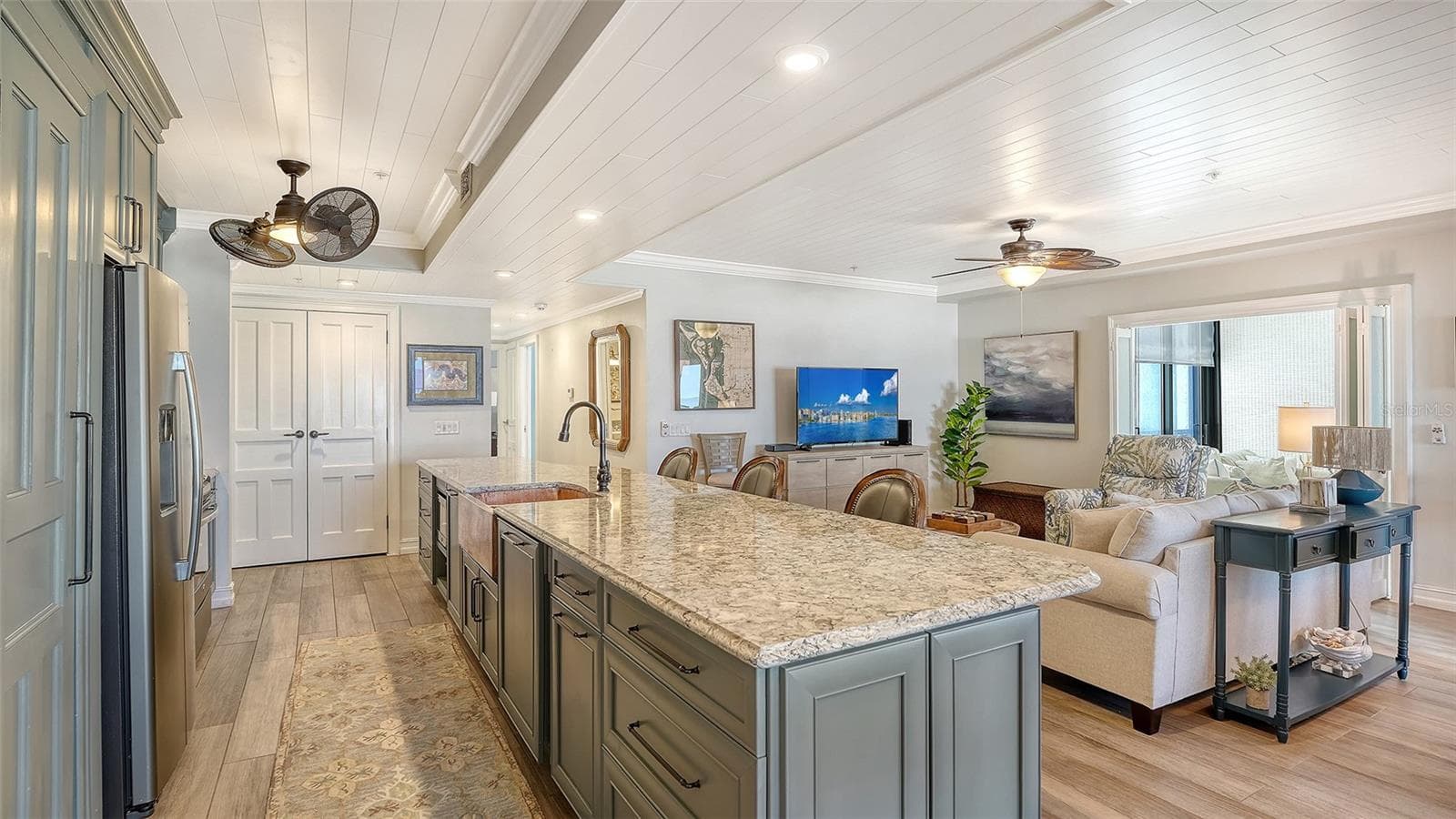 Condominium at 1100 BENJAMIN FRANKLIN DR #204, SARASOTA, photo 12 of 80