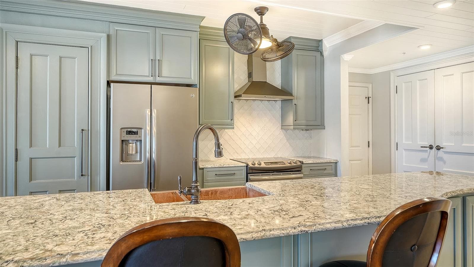 Condominium at 1100 BENJAMIN FRANKLIN DR #204, SARASOTA, photo 14 of 80