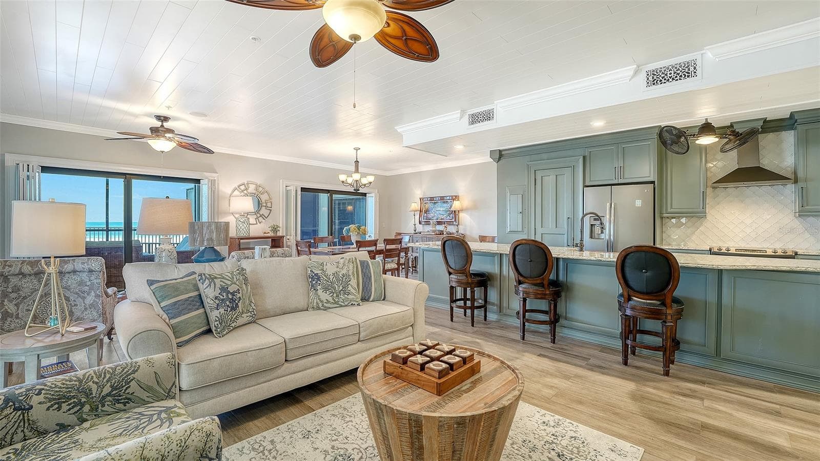 Condominium at 1100 BENJAMIN FRANKLIN DR #204, SARASOTA, photo 15 of 80