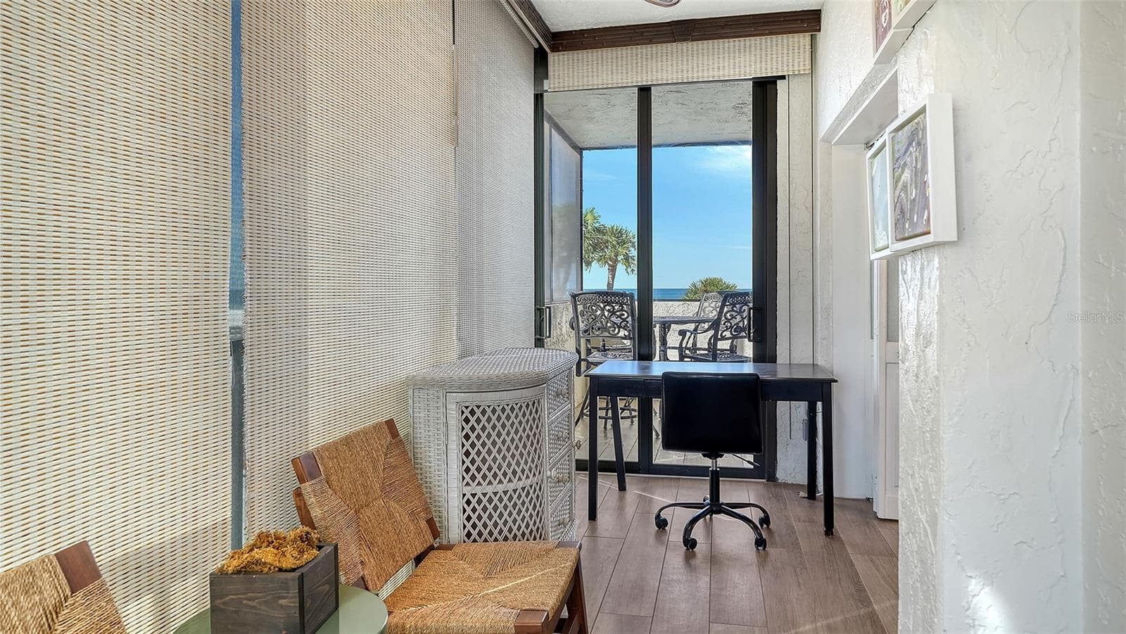 Enclosed under air flex space - 1100 BENJAMIN FRANKLIN DR #204, SARASOTA
