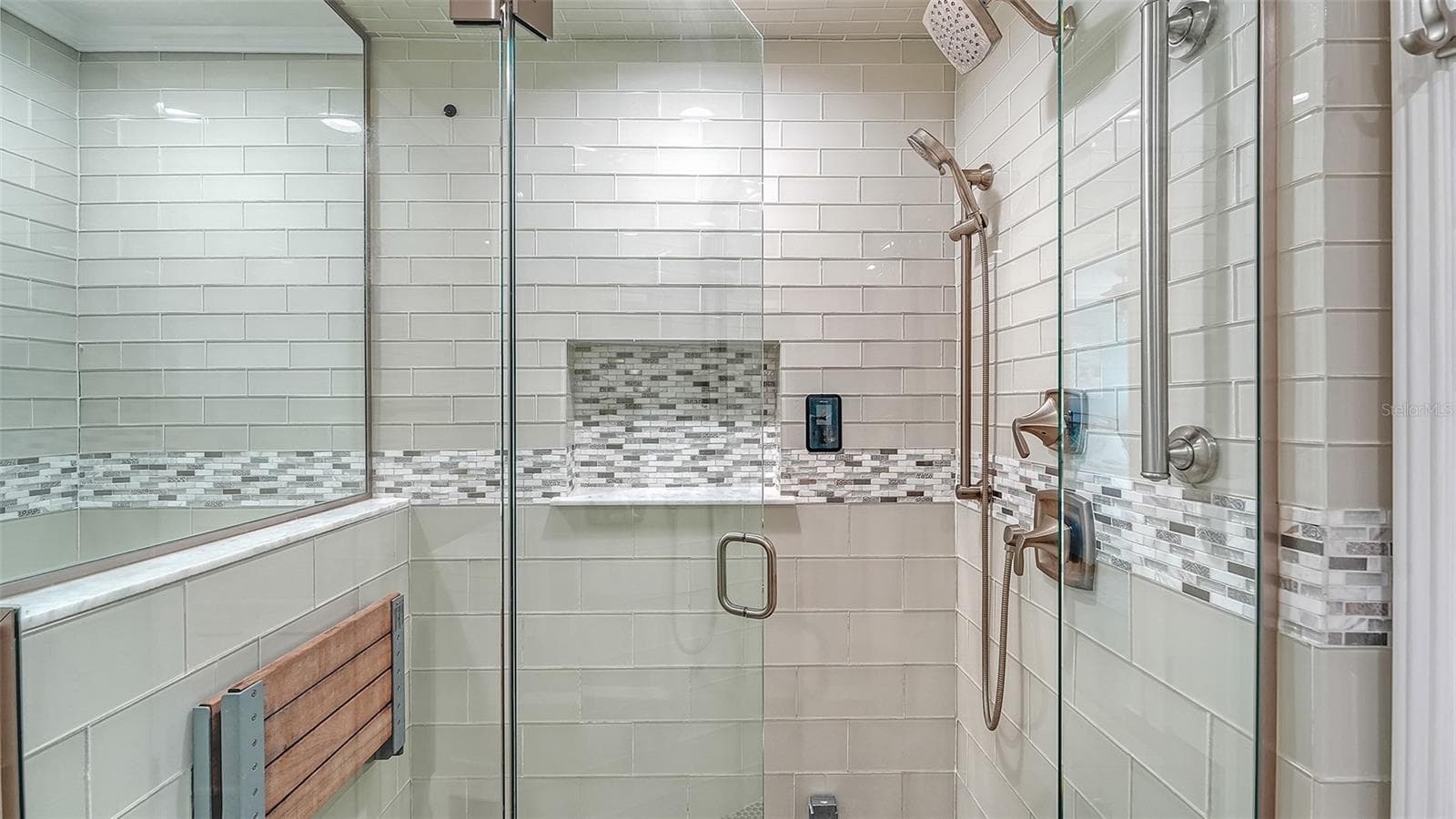 Condominium at 1100 BENJAMIN FRANKLIN DR #204, SARASOTA, photo 27 of 80