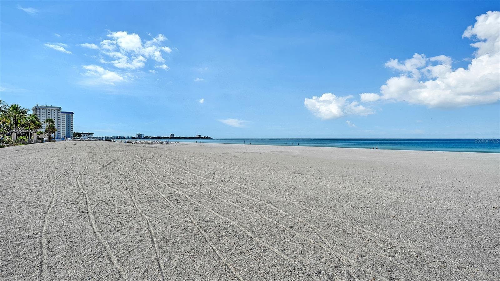 Condominium at 1100 BENJAMIN FRANKLIN DR #204, SARASOTA, photo 57 of 80