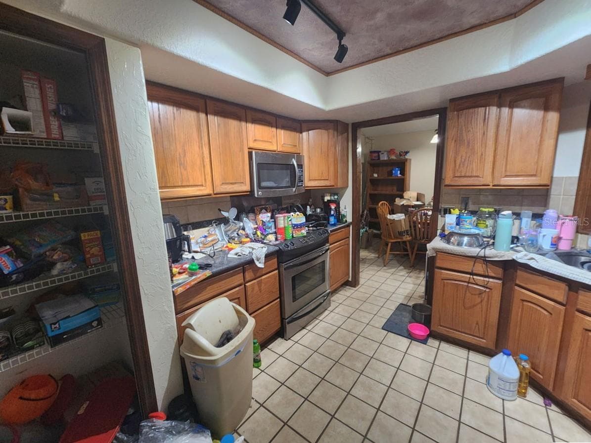 Single Family Residence at 2407 SUMMER HOLLOW DR, AUBURNDALE, photo 5 of 45