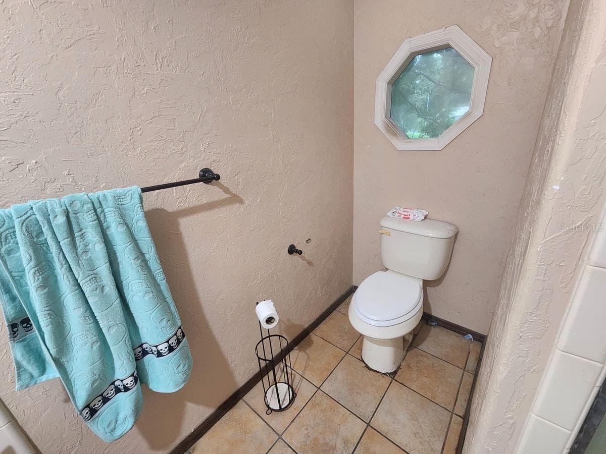 Single Family Residence at 2407 SUMMER HOLLOW DR, AUBURNDALE, photo 17 of 45