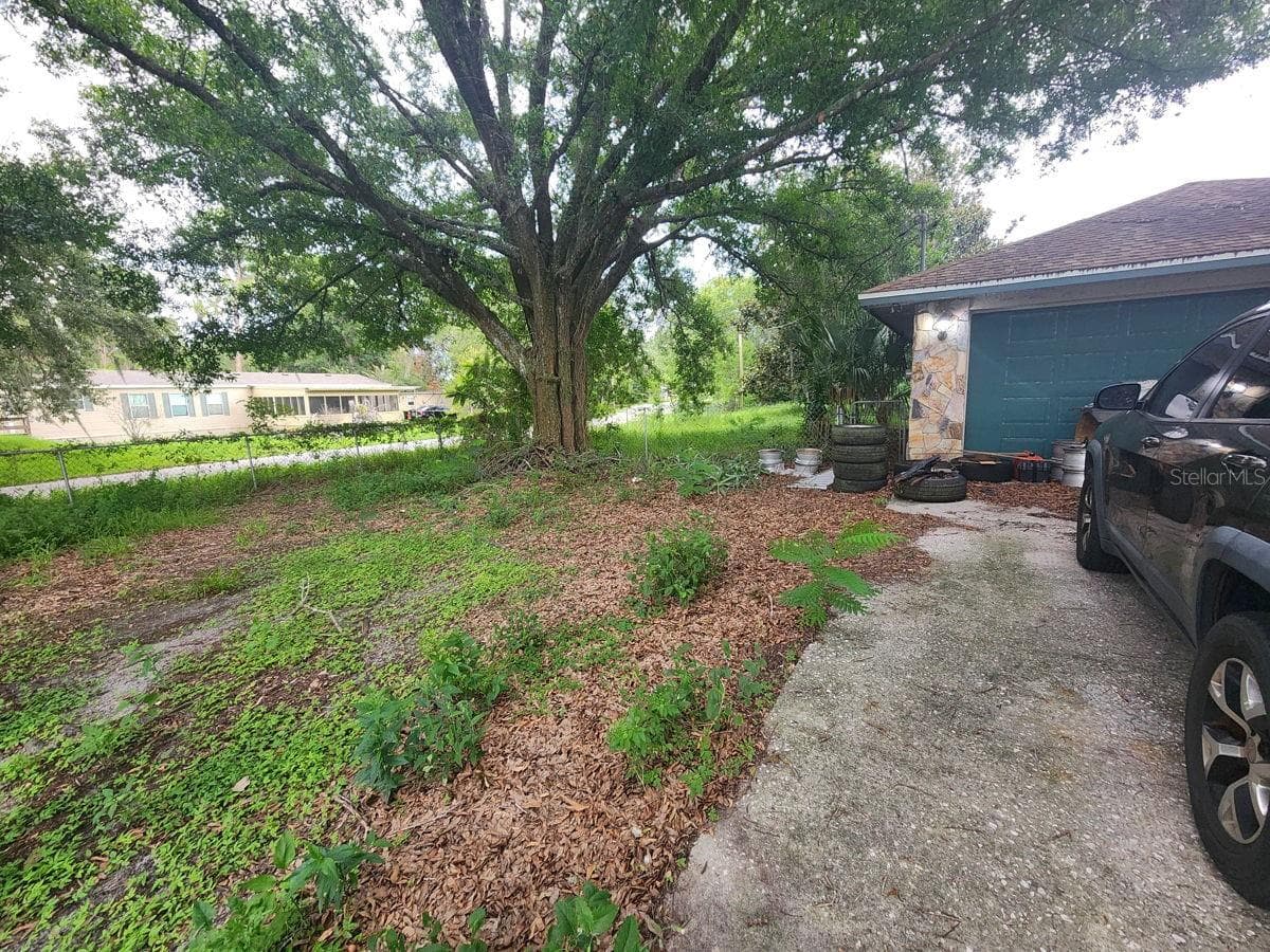 Single Family Residence at 2407 SUMMER HOLLOW DR, AUBURNDALE, photo 41 of 45