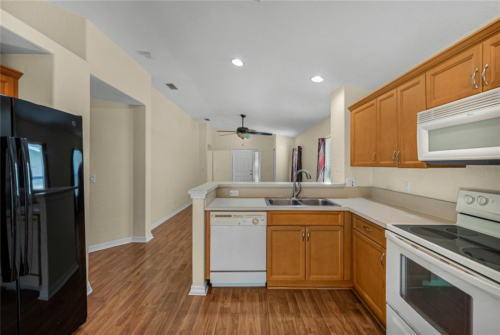 Single Family Residence at 11578 HAMMOCKS GLADE DR, RIVERVIEW, photo 10 of 48