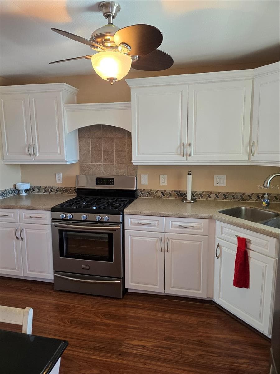 Condominium at 5980 SHORE BLVD S #501, GULFPORT, photo 11 of 32