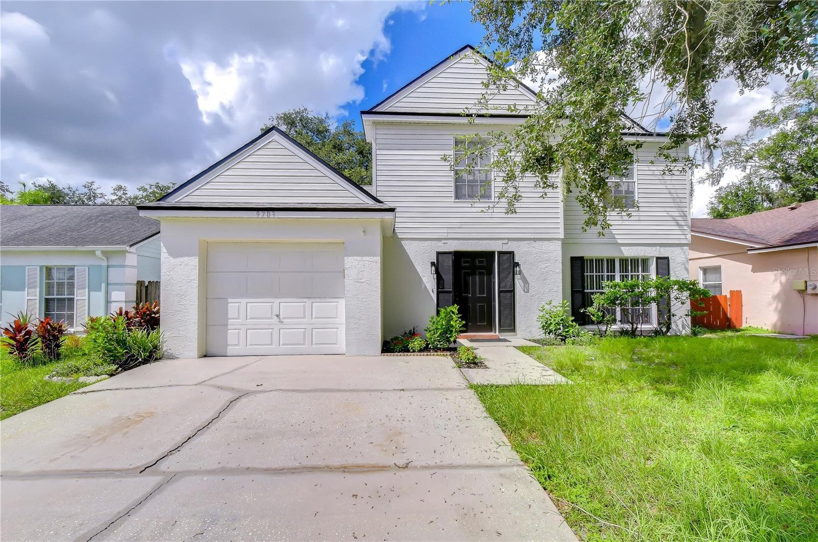 9703 FOX HOLLOW RD