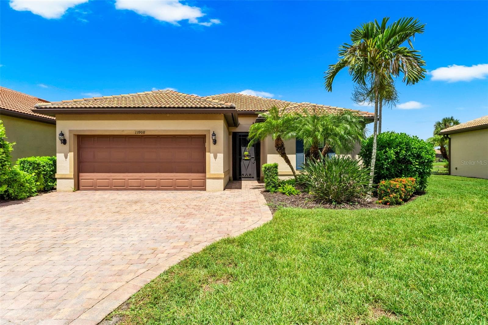 13908 KARINA ST