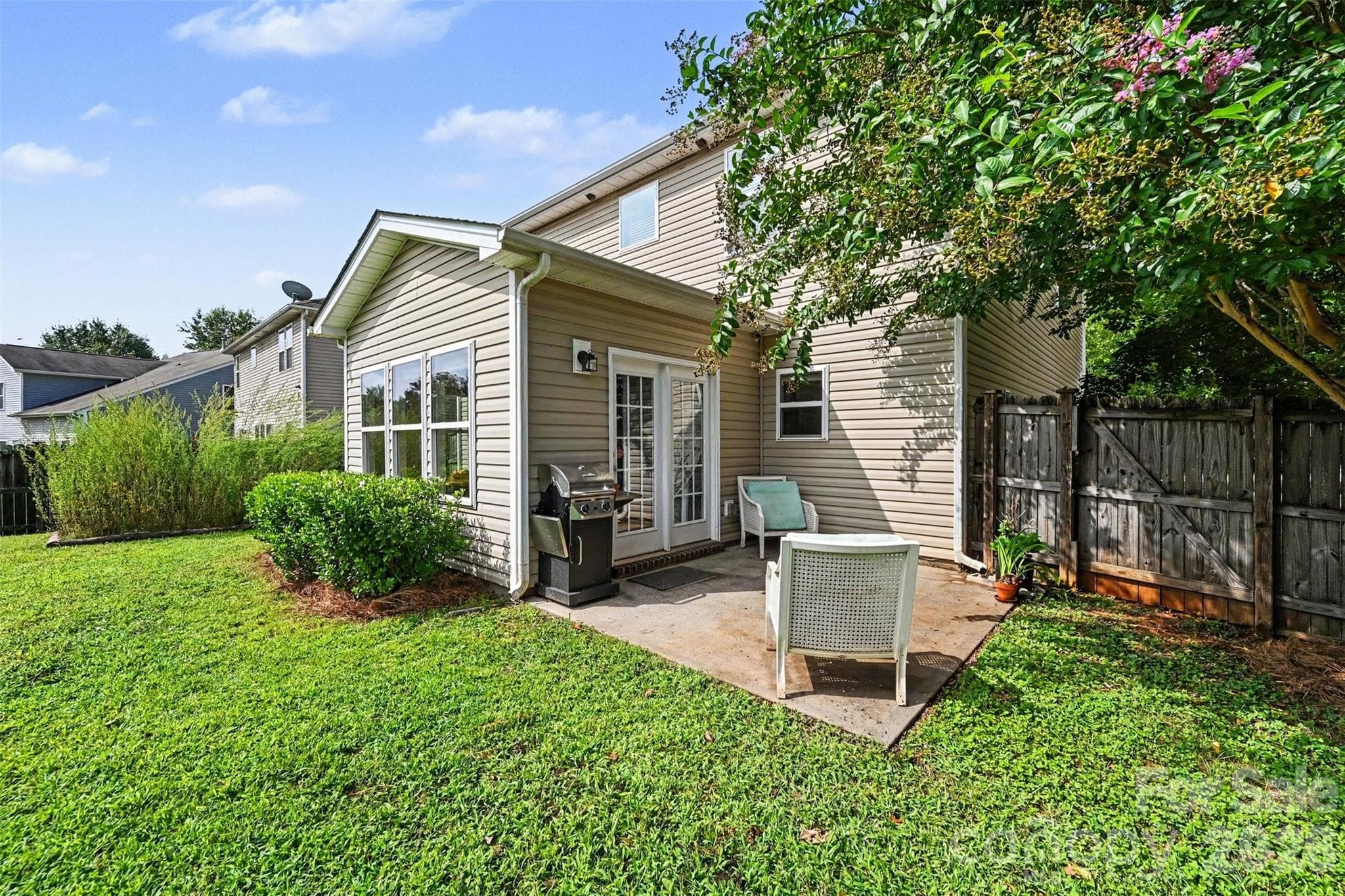 Single Family Residence at 6918 Barefoot Forest Drive, Charlotte, photo 24 of 31
