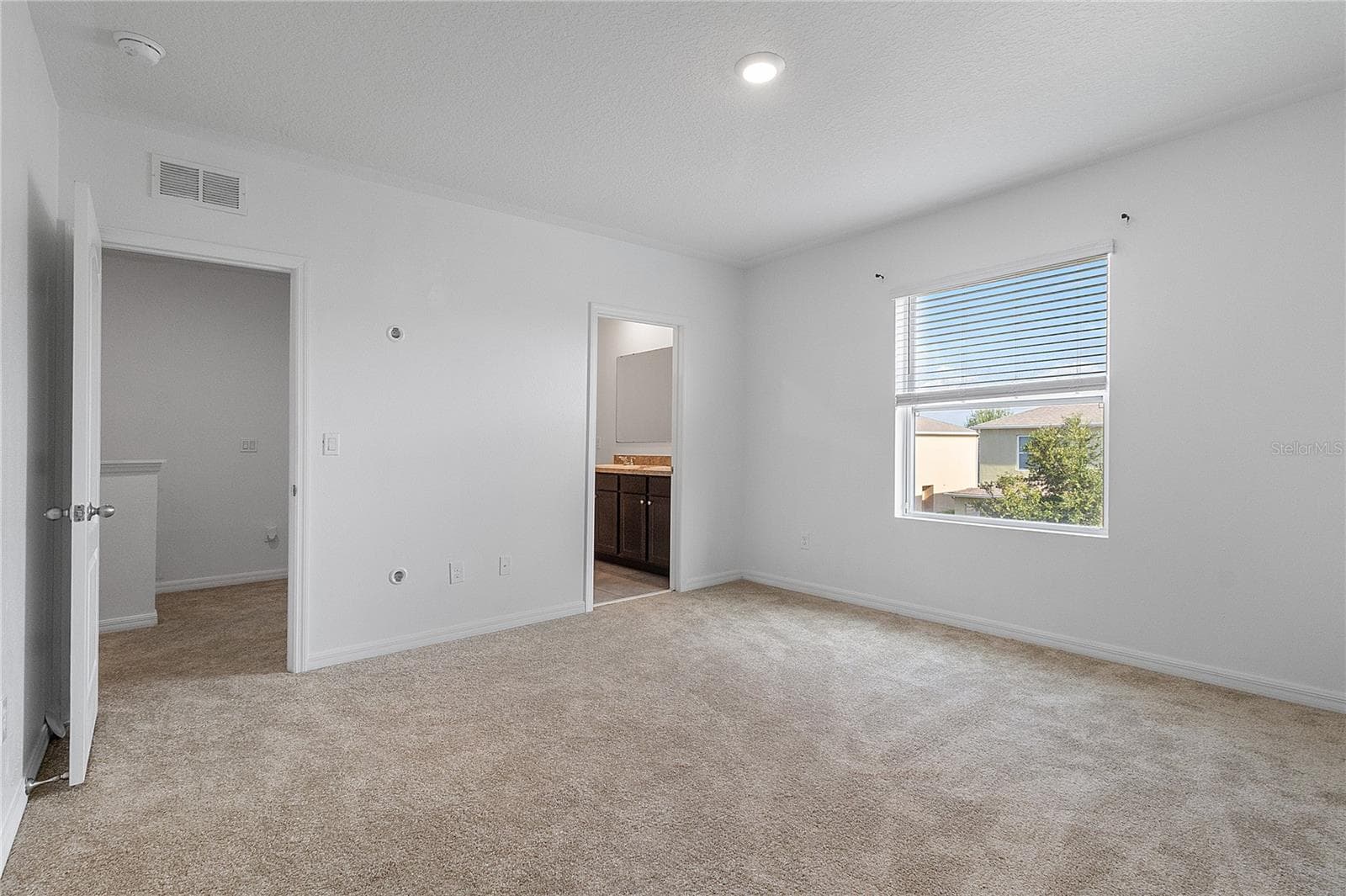 Primary bedroom - 9033 WILDFLOWER LN, KISSIMMEE