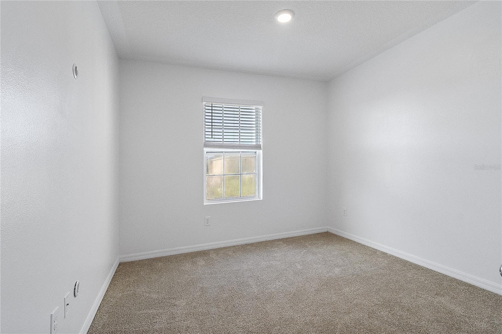 Second Bedroom - 9033 WILDFLOWER LN, KISSIMMEE
