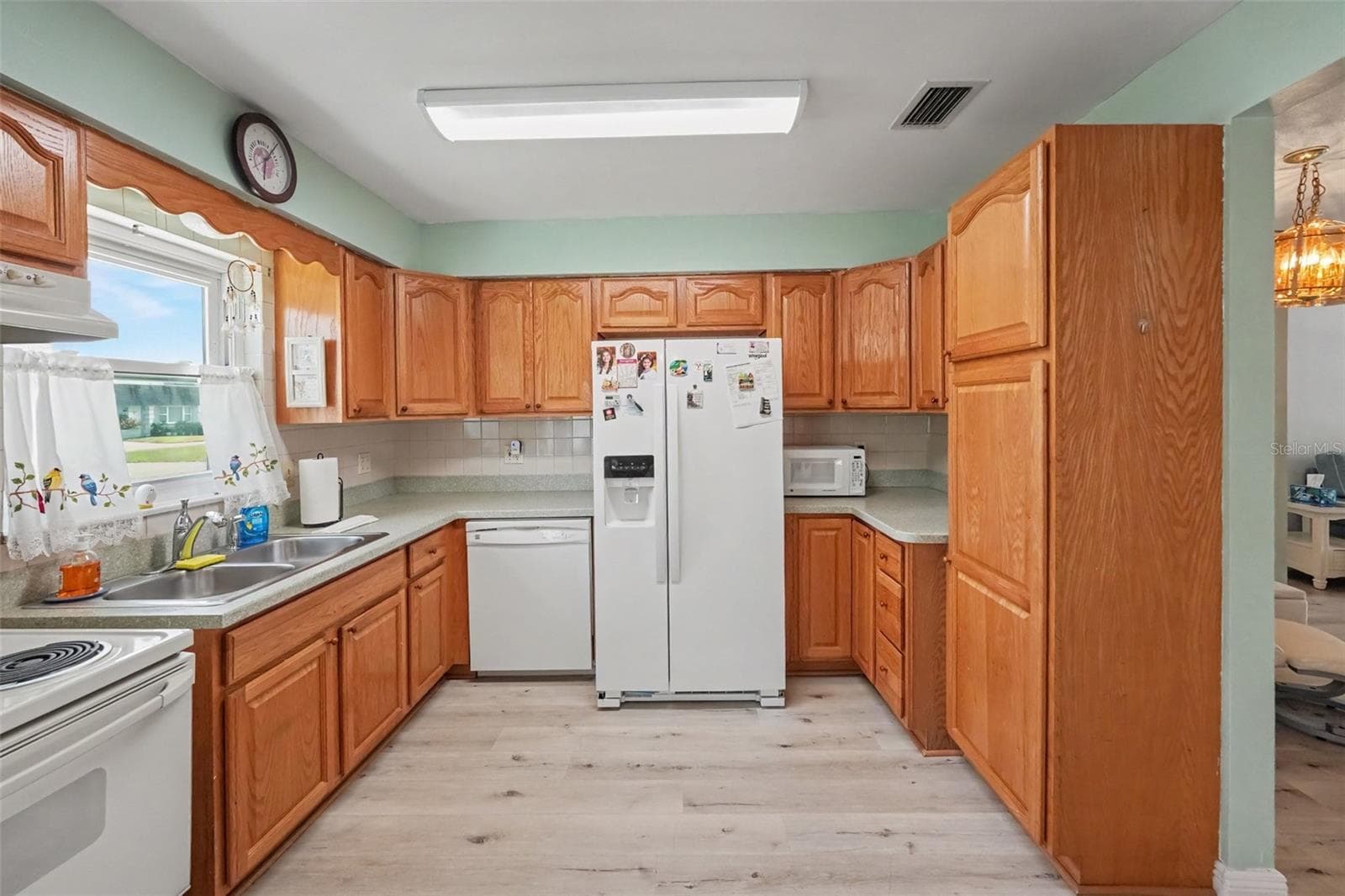 Condominium at 6880 LAFAYETTE N #8, PINELLAS PARK, photo 18 of 36