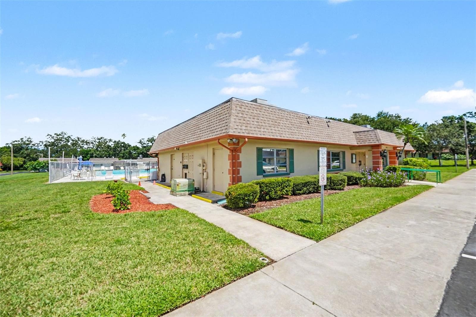 Condominium at 6880 LAFAYETTE N #8, PINELLAS PARK, photo 32 of 36