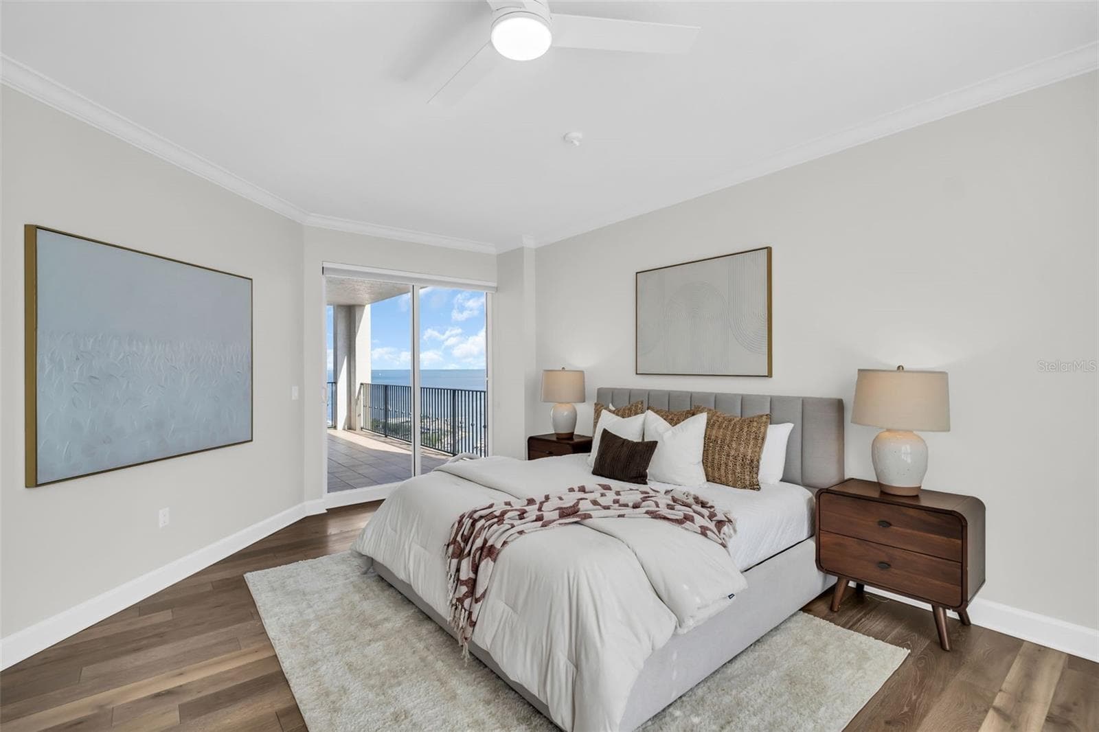Serene Primary Suite - 300 BEACH DR NE #2604, ST PETERSBURG