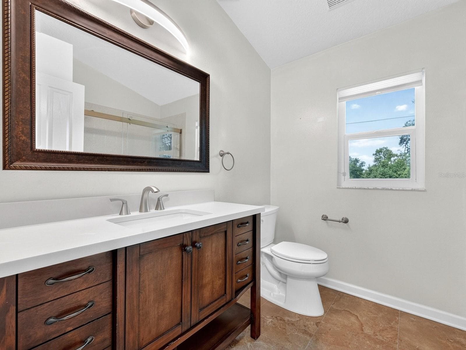 Bath 2 - 1625 ABRAMS RD, EUSTIS