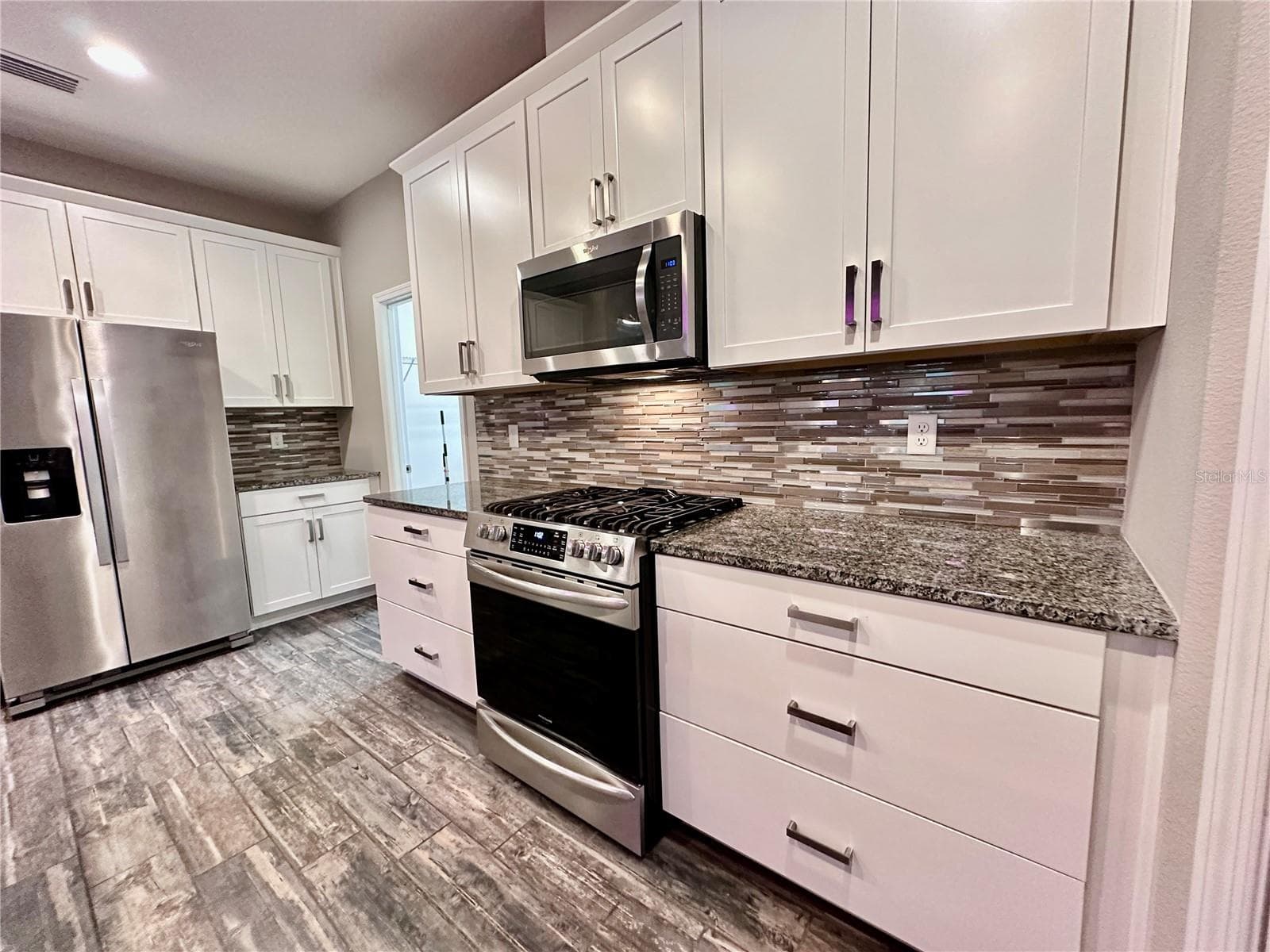 Kitchen - 1557 AMBER LEAF CIR, OCOEE
