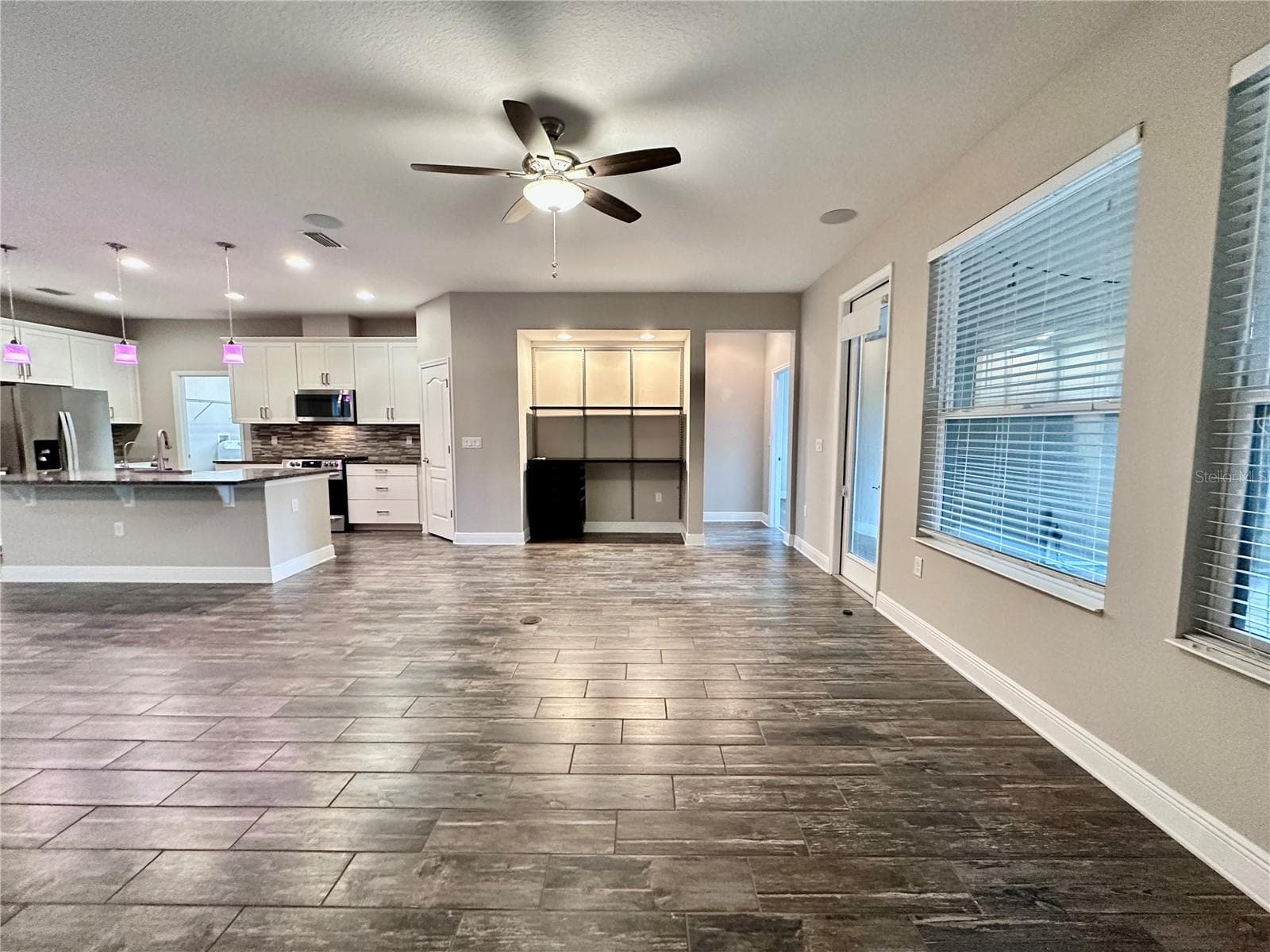 Living room - 1557 AMBER LEAF CIR, OCOEE