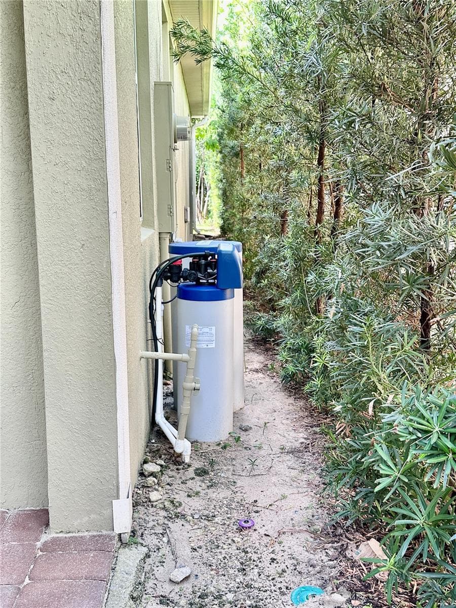 Water Softener System - 1557 AMBER LEAF CIR, OCOEE