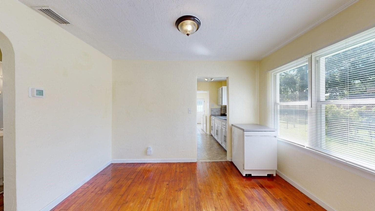 Single Family Residence at 125 N CAROLINE ST, DAYTONA BEACH, photo 11 of 51