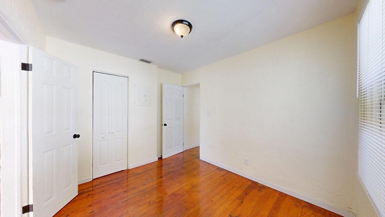 Single Family Residence at 125 N CAROLINE ST, DAYTONA BEACH, photo 25 of 51