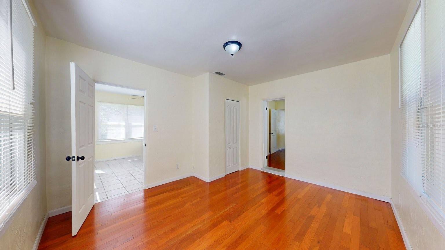Single Family Residence at 125 N CAROLINE ST, DAYTONA BEACH, photo 27 of 51