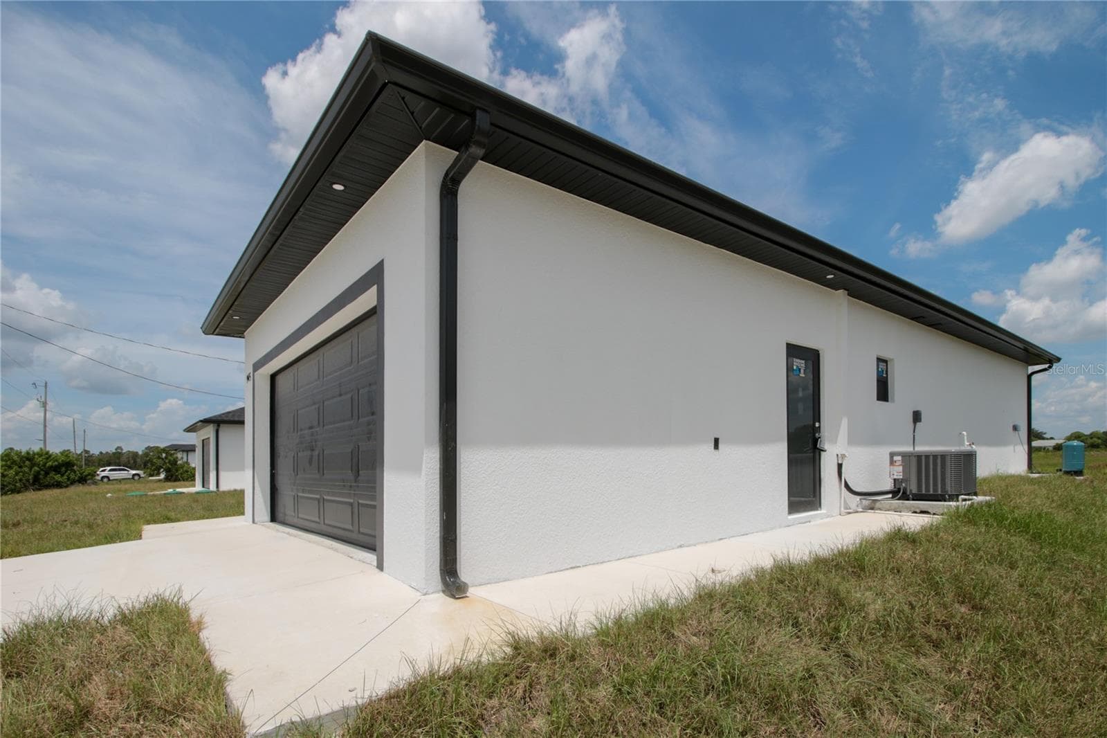 Single Family Residence at 945 COMMODORE ST, LEHIGH ACRES, photo 4 of 25