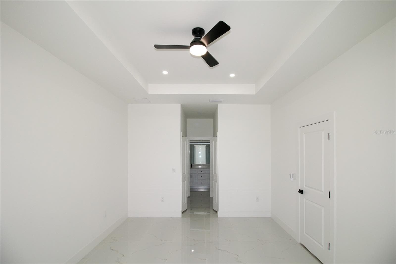 Single Family Residence at 945 COMMODORE ST, LEHIGH ACRES, photo 14 of 25