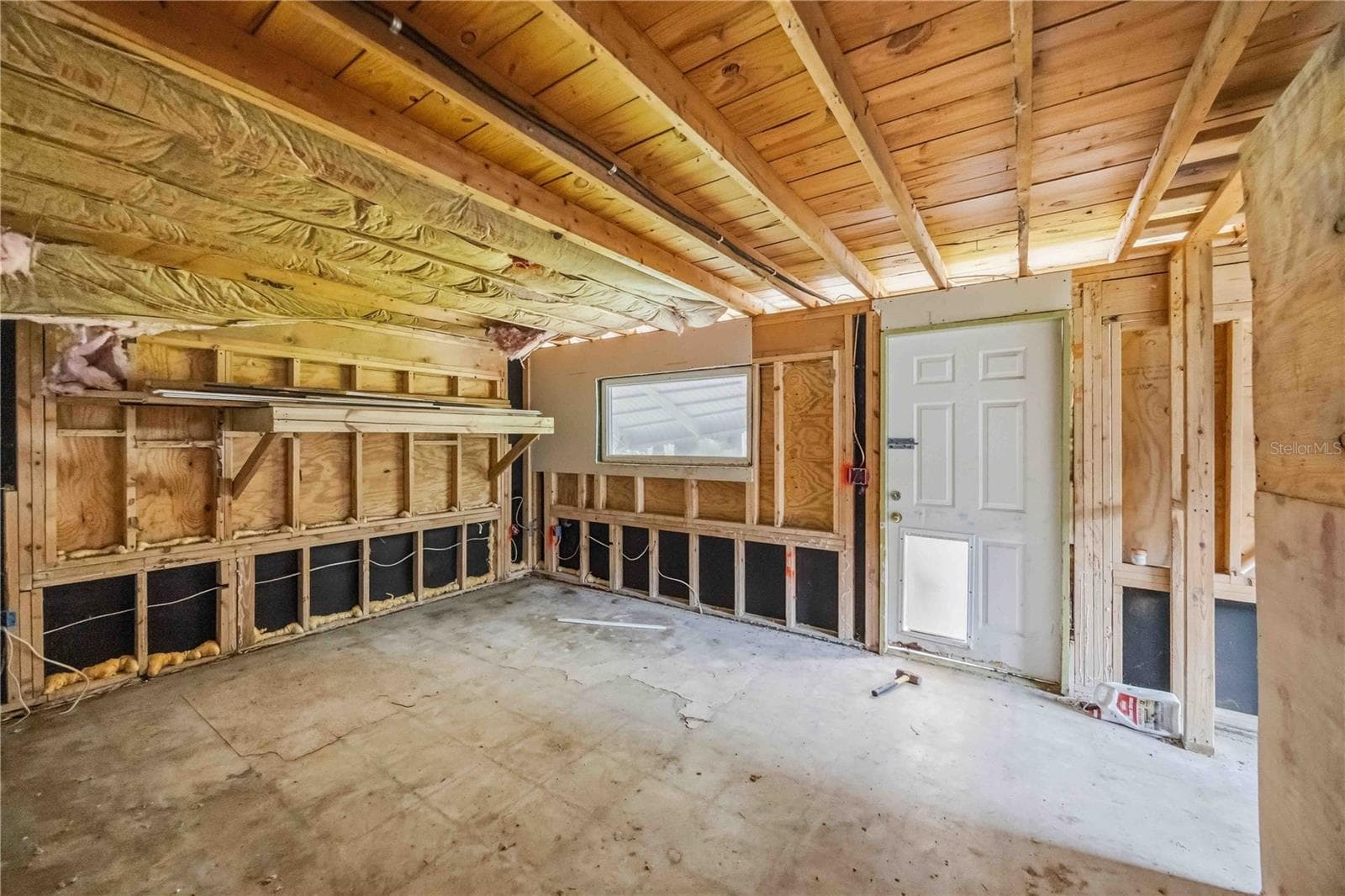 Single Family Residence at 4275 SOUTHLAND AVE, PORT CHARLOTTE, photo 18 of 37