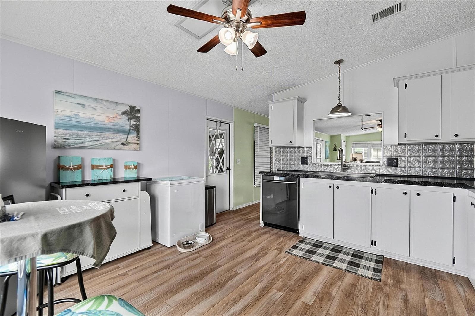 Manufactured Home at 42 NAUTILUS DR, FLAGLER BEACH, photo 16 of 81