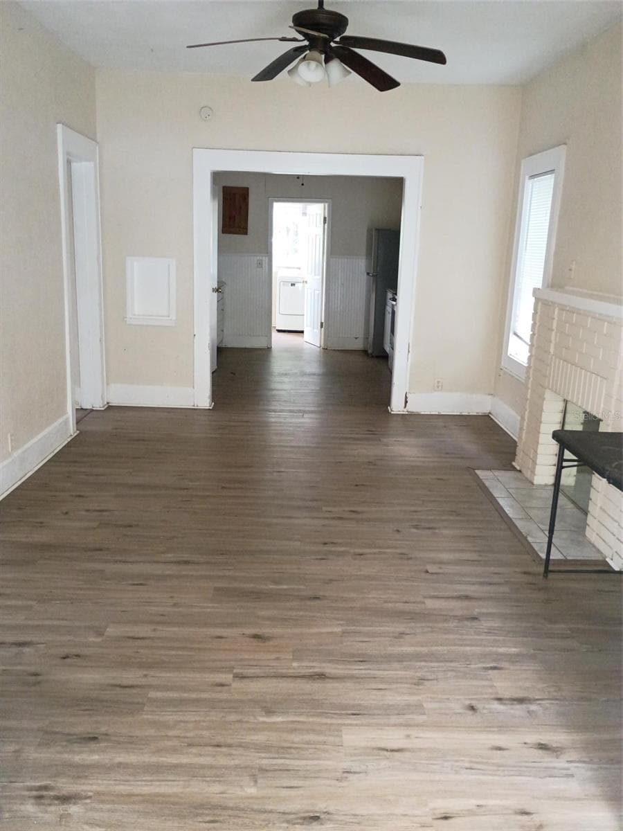 Single Family Residence at 1924 30TH ST S, ST PETERSBURG, photo 17 of 28