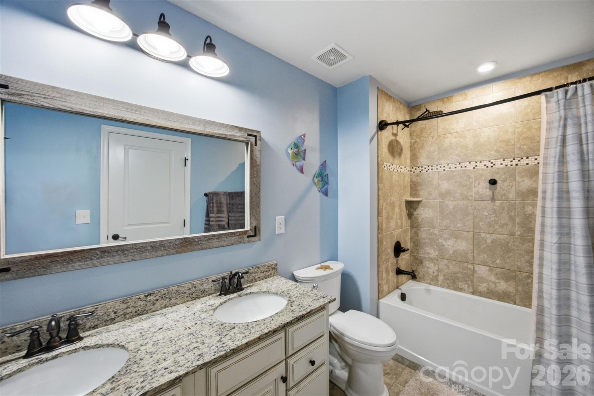 Single Family Residence at 1009 Brookmeade Drive, Waxhaw, photo 28 of 48