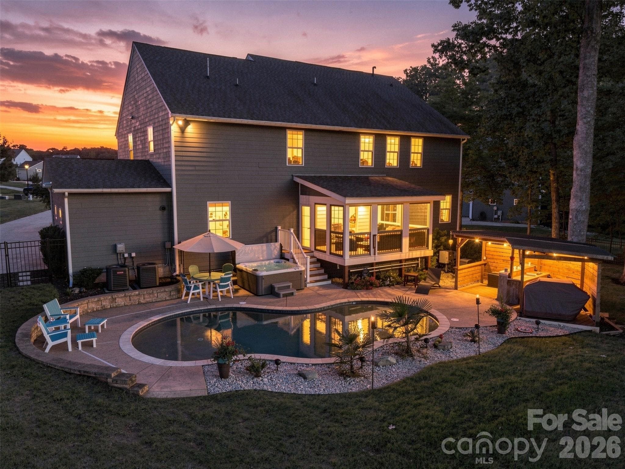 Single Family Residence at 1009 Brookmeade Drive, Waxhaw, photo 46 of 48