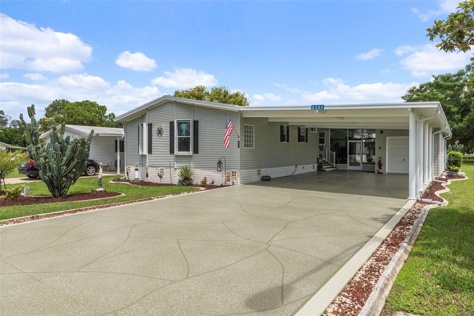 Manufactured Home at 8084 LITTLE TEE LN, BROOKSVILLE, photo 3 of 49
