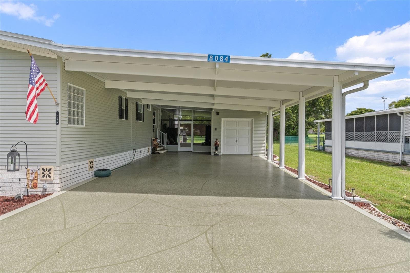 Manufactured Home at 8084 LITTLE TEE LN, BROOKSVILLE, photo 4 of 49