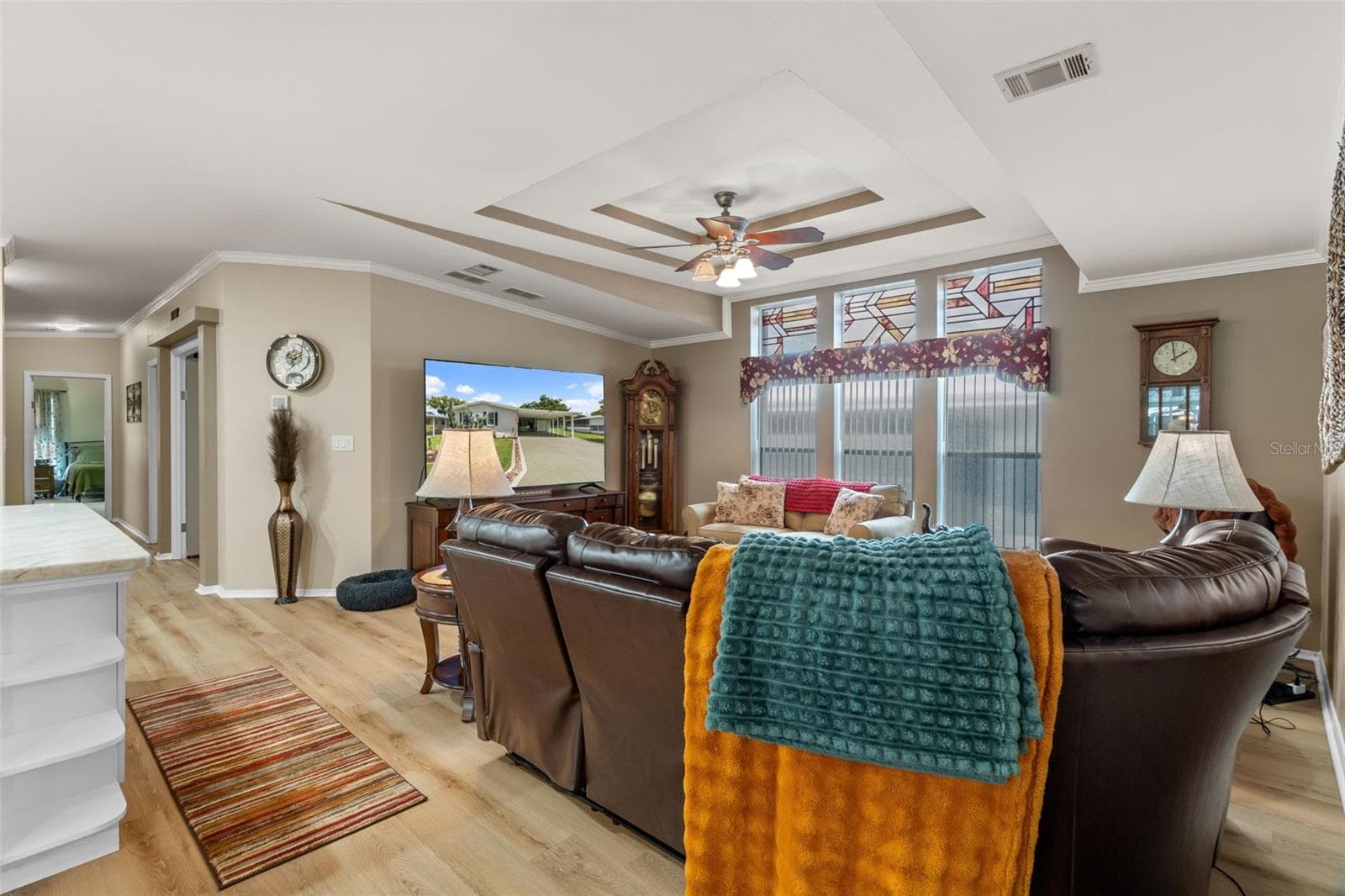 Manufactured Home at 8084 LITTLE TEE LN, BROOKSVILLE, photo 10 of 49