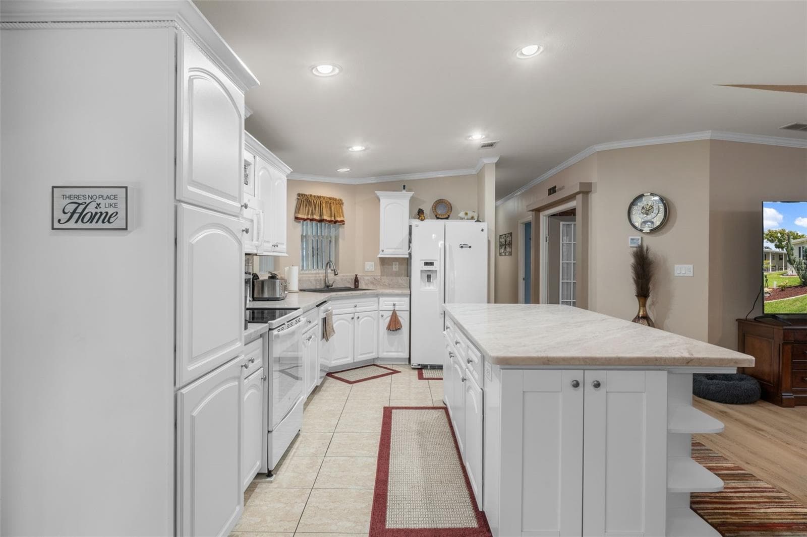 Manufactured Home at 8084 LITTLE TEE LN, BROOKSVILLE, photo 14 of 49