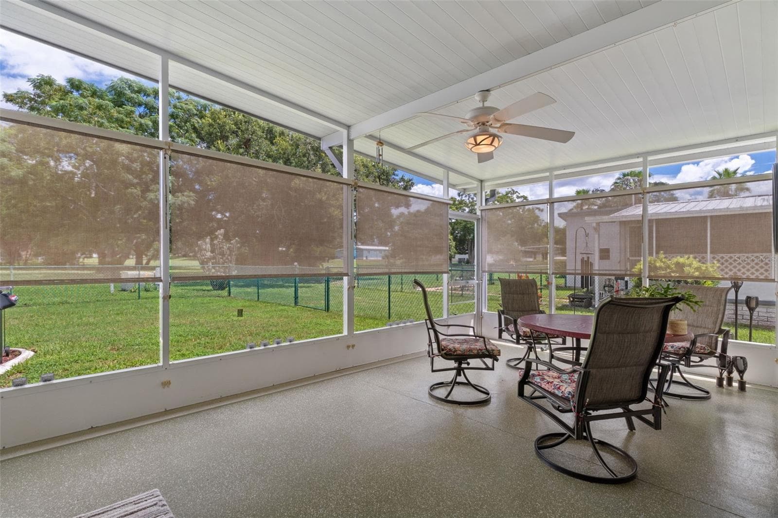 Manufactured Home at 8084 LITTLE TEE LN, BROOKSVILLE, photo 35 of 49