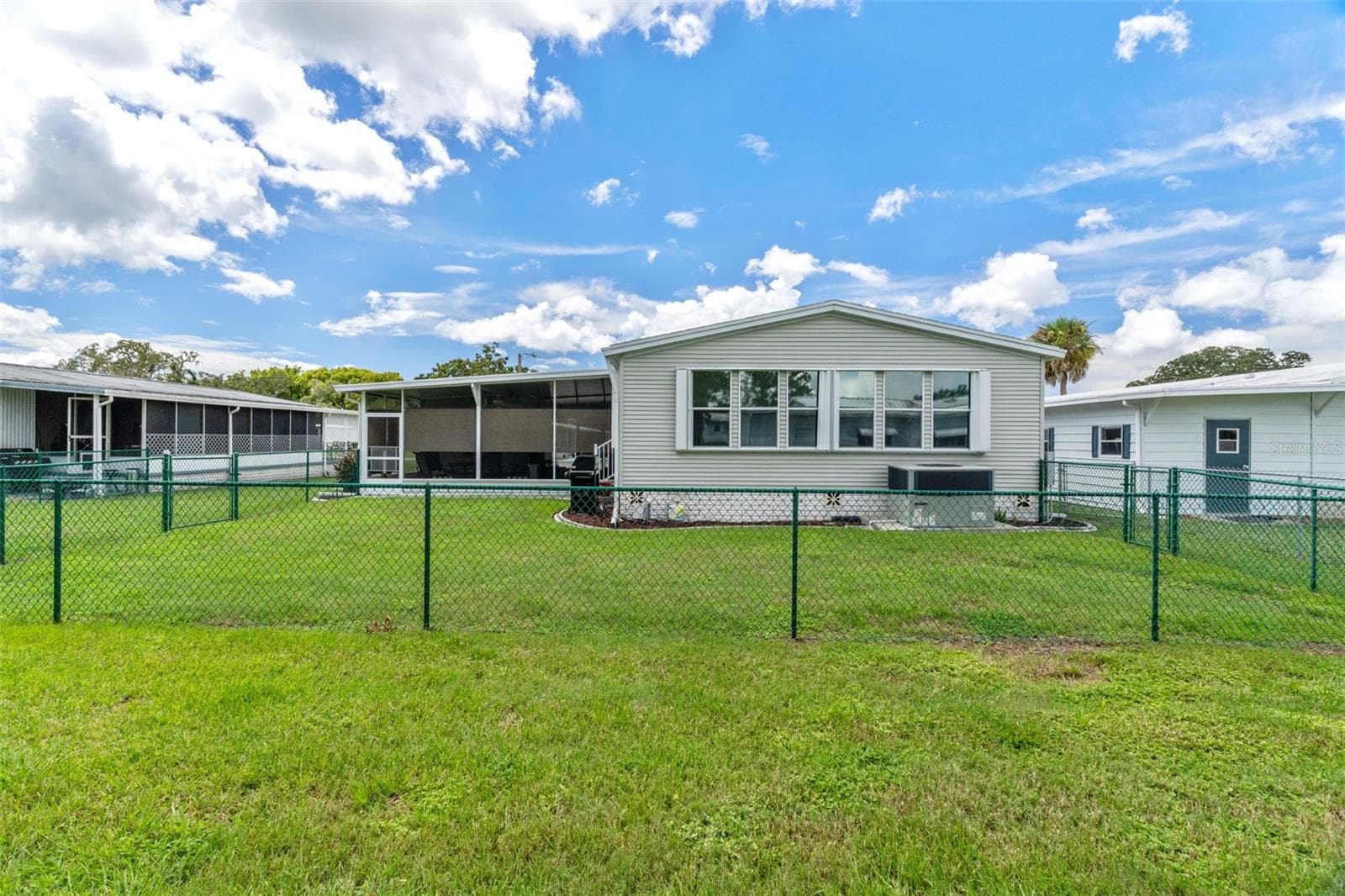 Manufactured Home at 8084 LITTLE TEE LN, BROOKSVILLE, photo 41 of 49