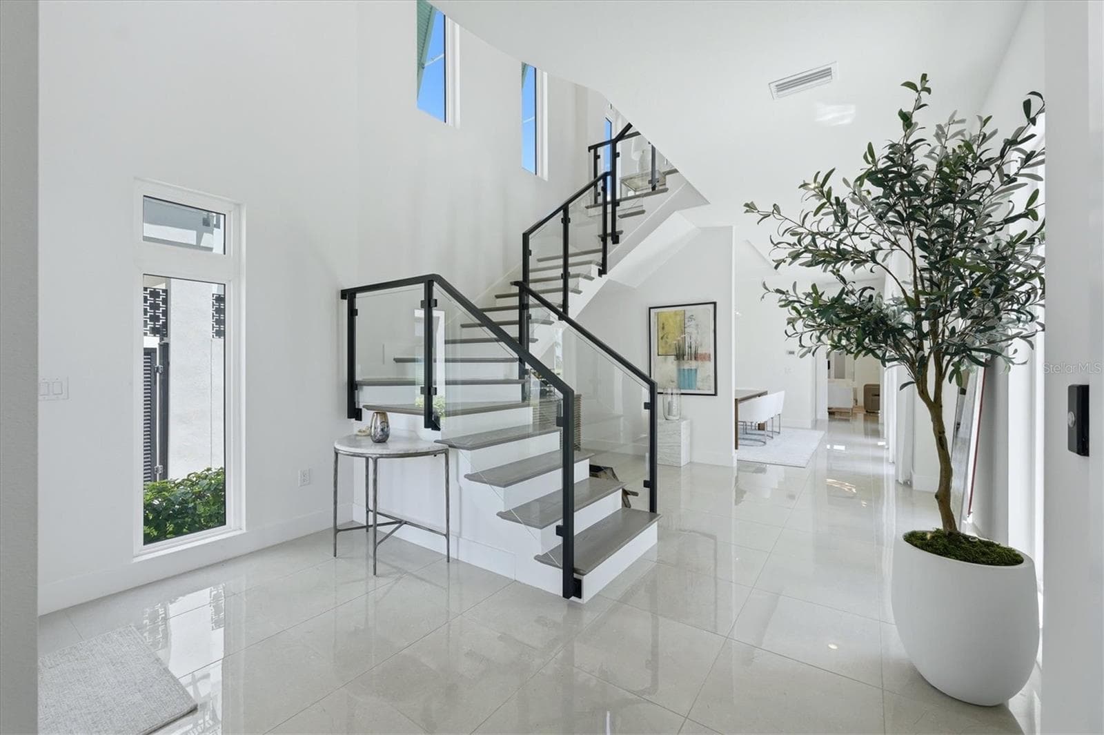 gorgeous stair railing upgrade$$ - 5935 REDBAY BLVD, BRADENTON