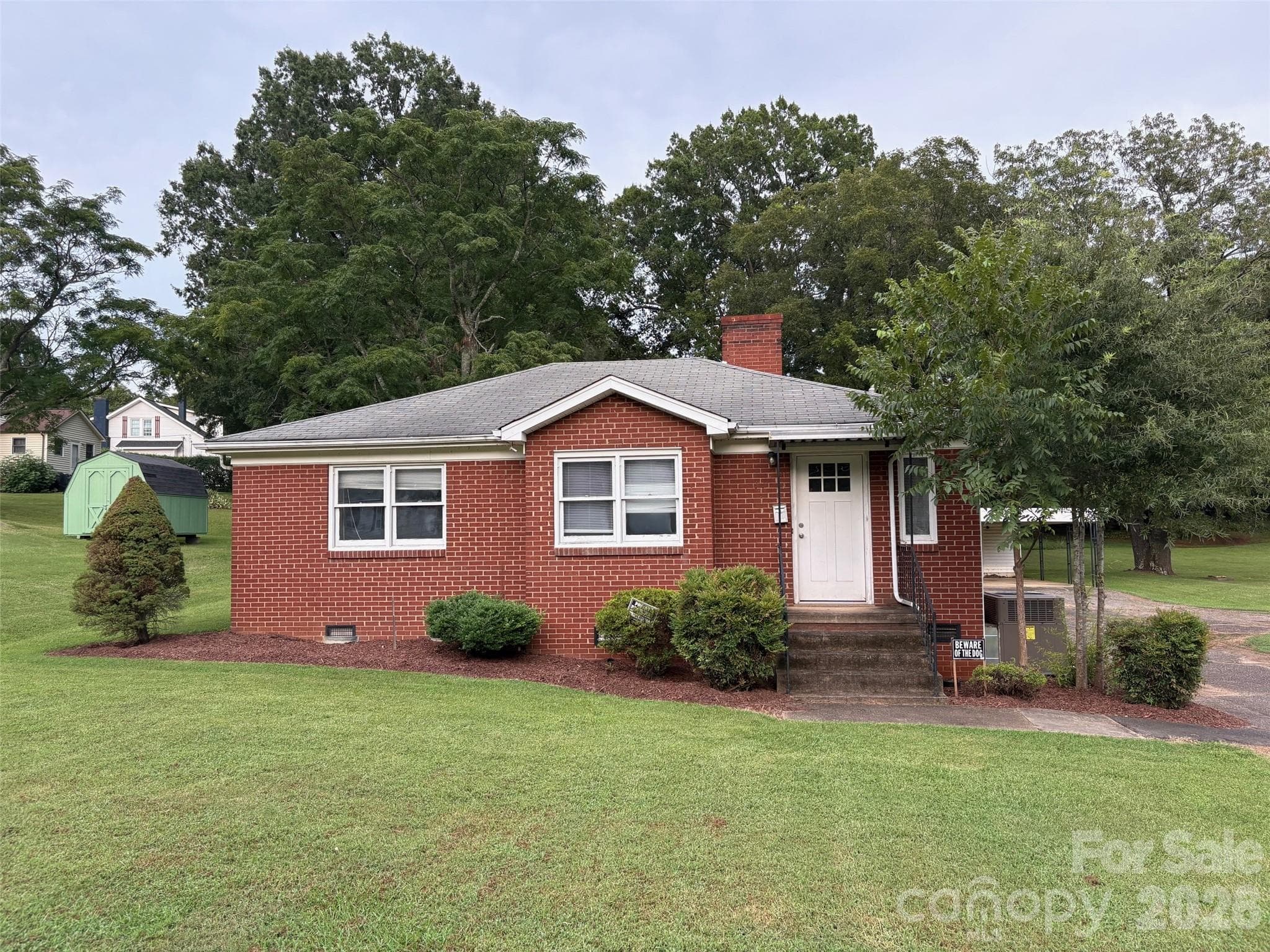 316 E Statesville Avenue