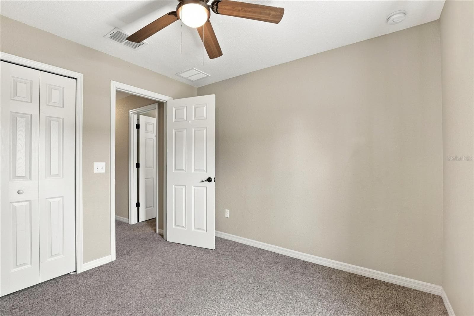 Single Family Residence at 3 PINE TRACK PL, OCALA, photo 11 of 51
